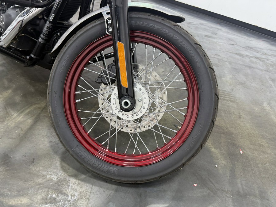 2016 HARLEY DAVIDSON STREET BOB