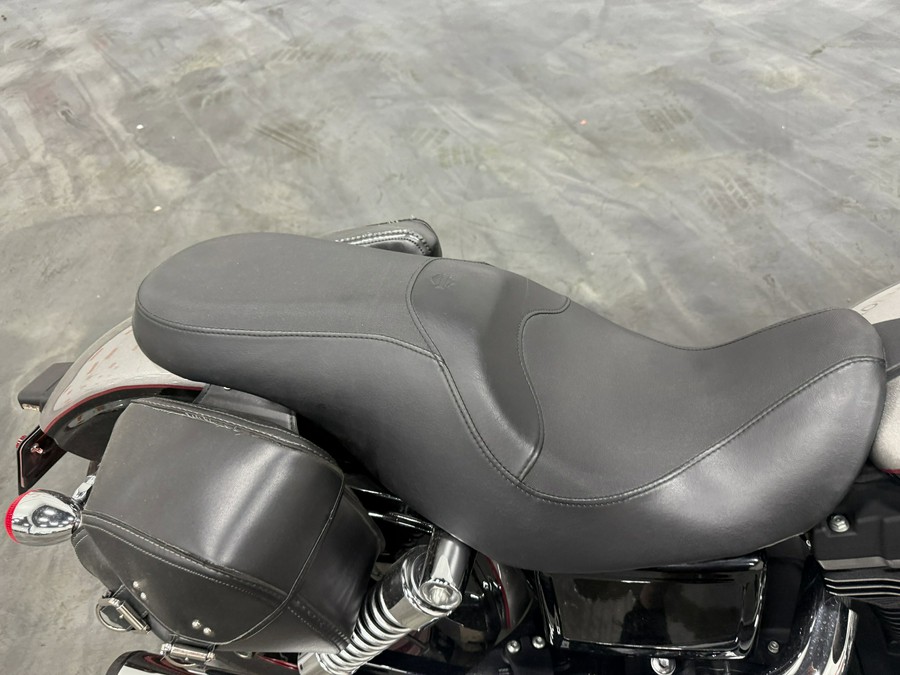 2016 HARLEY DAVIDSON STREET BOB