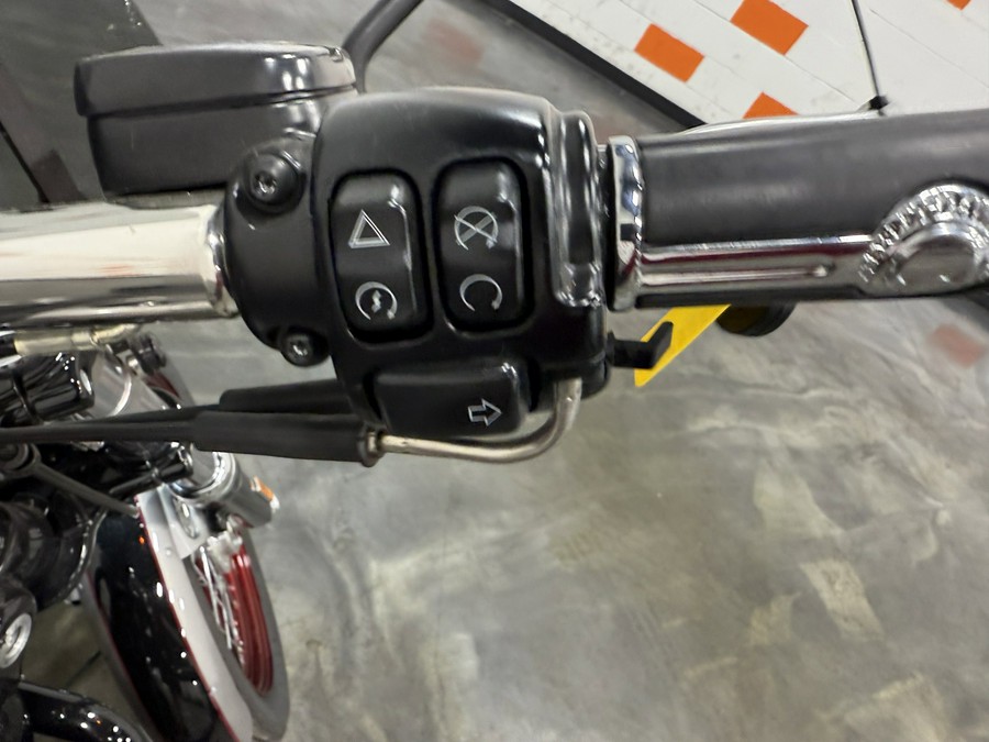 2016 HARLEY DAVIDSON STREET BOB