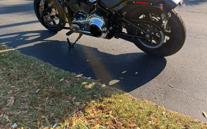 FXBB 2025 Street Bob