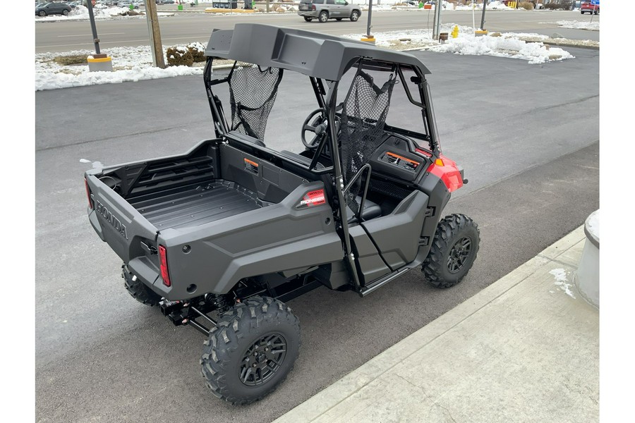 2026 Honda PIONEER 700 DELUXE