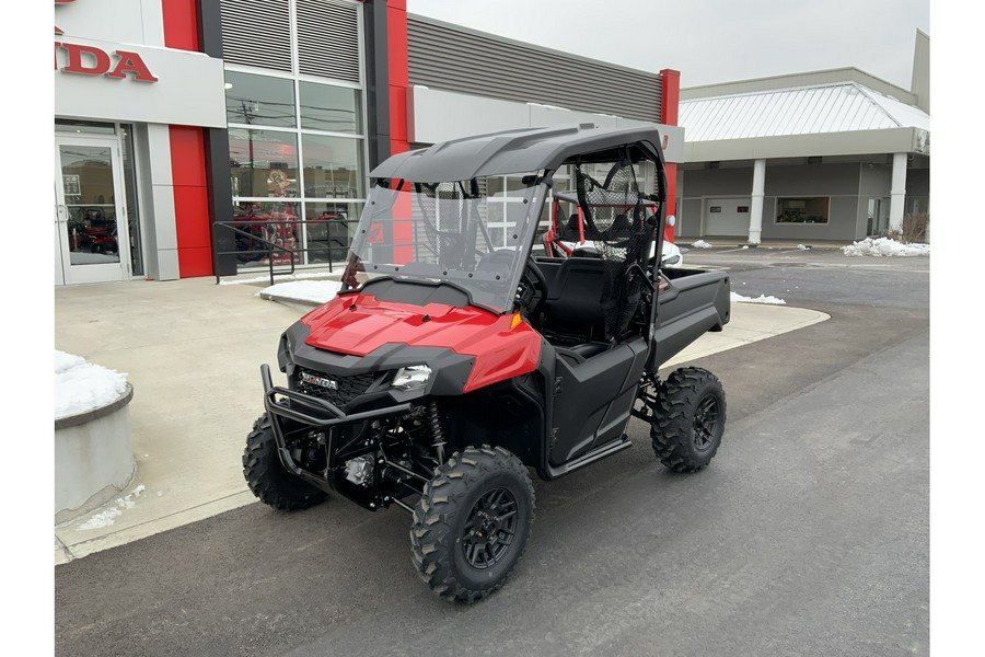 2026 Honda PIONEER 700 DELUXE