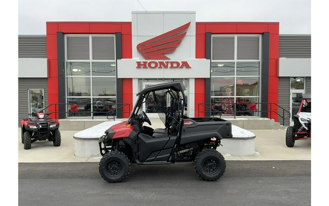 2026 Honda PIONEER 700 DELUXE