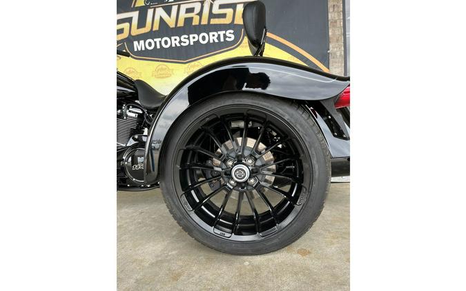 2023 Trike Freewheeler® - Harley-Davidson®