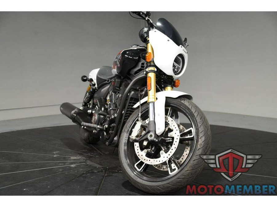 2025 Indian Motorcycle 101 SCOUT Ghost White Metallic with Graphics