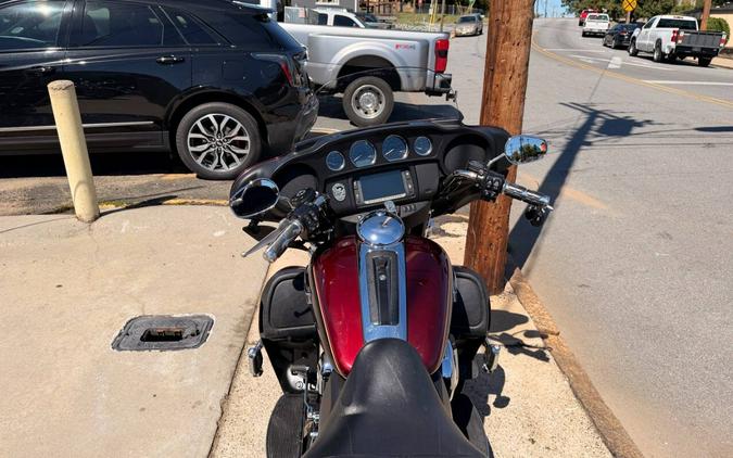 2014 Harley-Davidson Triglide FLHTCUTG