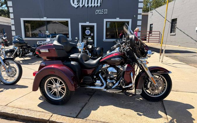 2014 Harley-Davidson Triglide FLHTCUTG