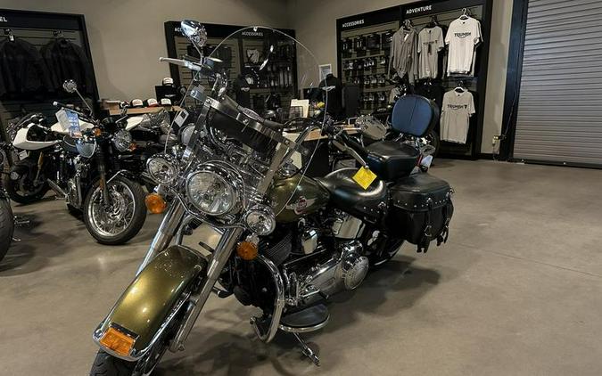 2016 Harley-Davidson® FLSTC - Heritage Softail® Classic