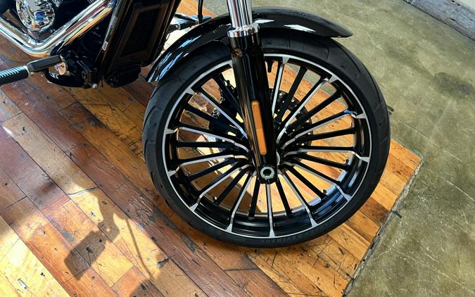 Used 2024 Harley-Davidson Breakout 117 Cruiser Motorcycle For Sale Near Memphis, TN