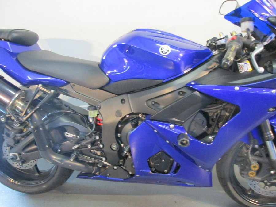 2005 Yamaha YZF R6