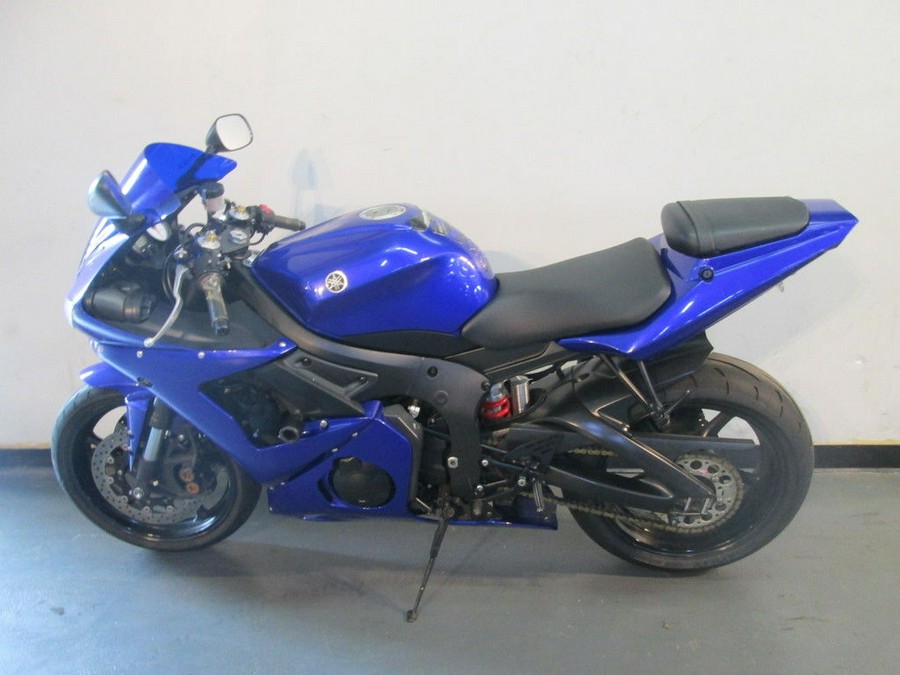 2005 Yamaha YZF R6