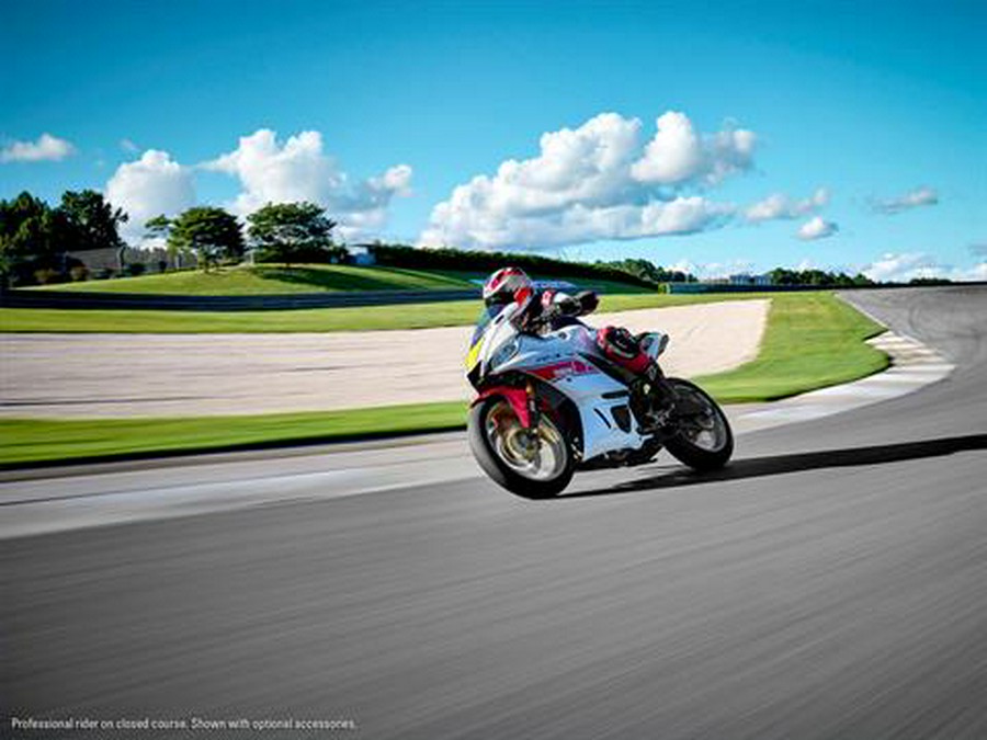 2022 Yamaha YZF-R3 World GP 60th Anniversary Edition