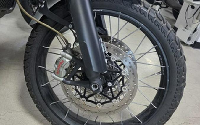 2019 Triumph Scrambler 1200 XC Brooklands Green