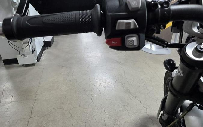 2019 Triumph Scrambler 1200 XC Brooklands Green