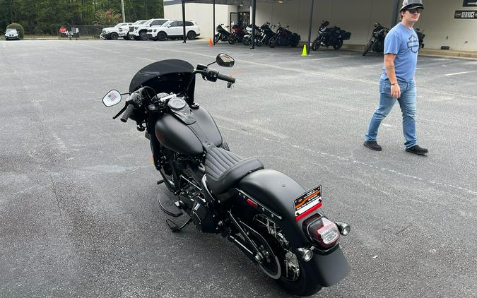 2026 Harley-Davidson Deadwood™