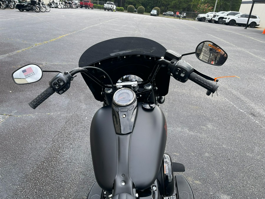 2026 Harley-Davidson Deadwood™