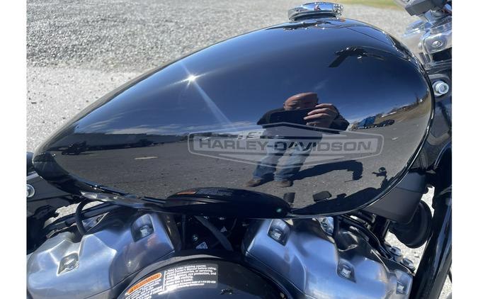 2021 SOFTAIL STANDARD - Harley-Davidson®