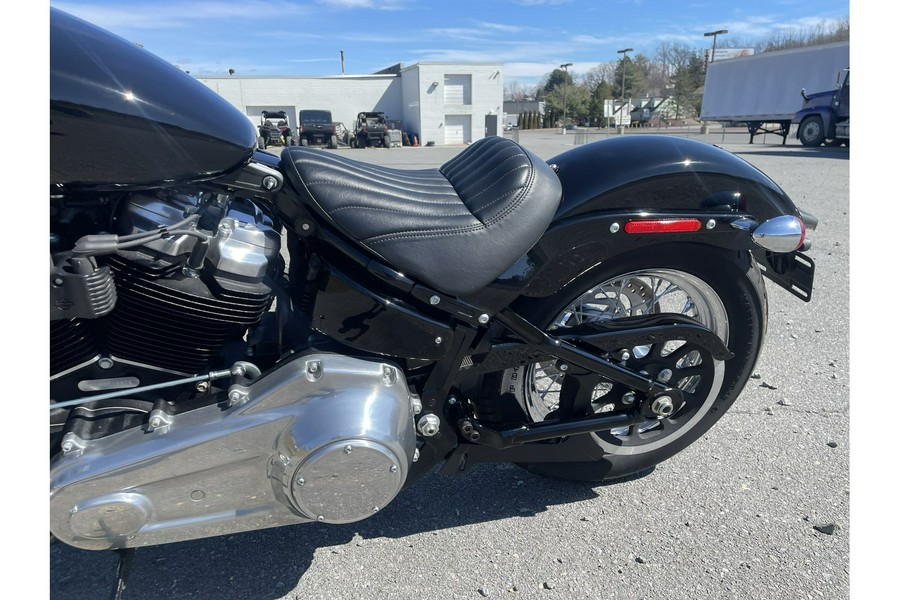 2021 SOFTAIL STANDARD - Harley-Davidson®