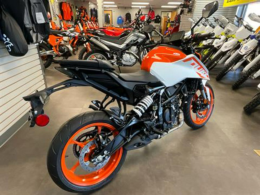 2024 KTM 250 Duke