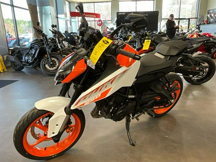 2024 KTM 250 Duke