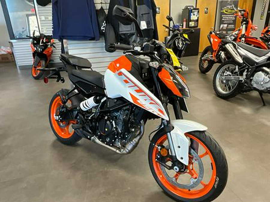 2024 KTM 250 Duke