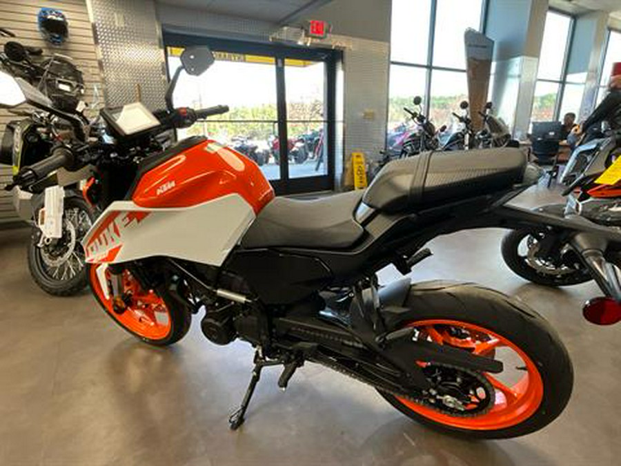 2024 KTM 250 Duke