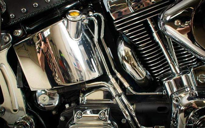 2006 Harley-Davidson Heritage Softail Classic - FLSTCI