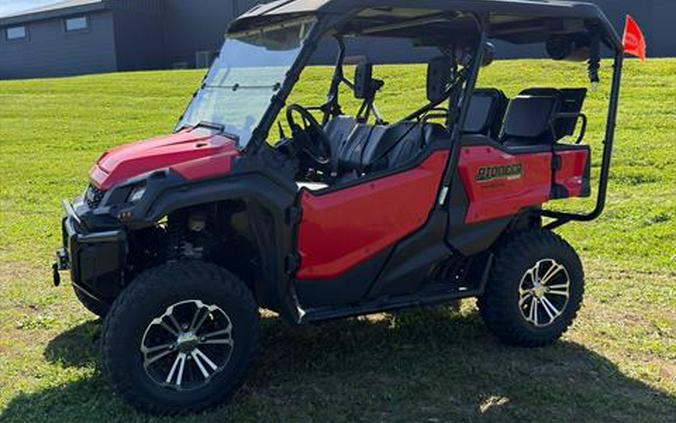2018 Honda Pioneer 1000-5 Deluxe