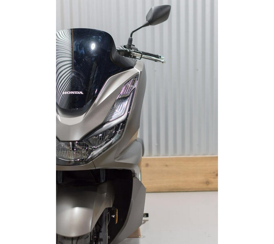 2024 Honda® PCX