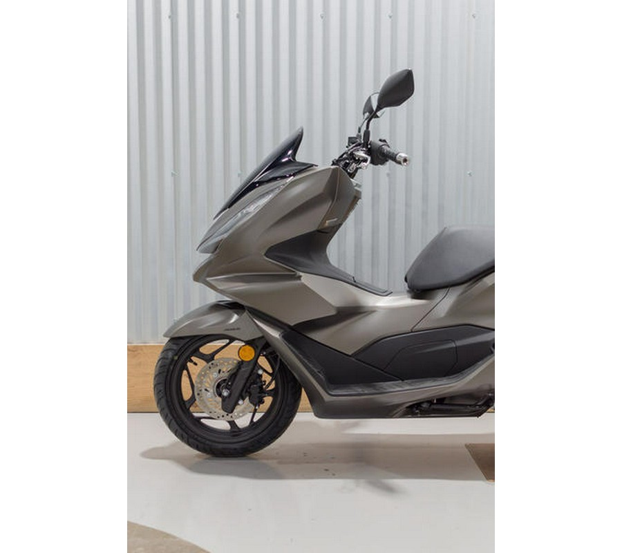 2024 Honda® PCX