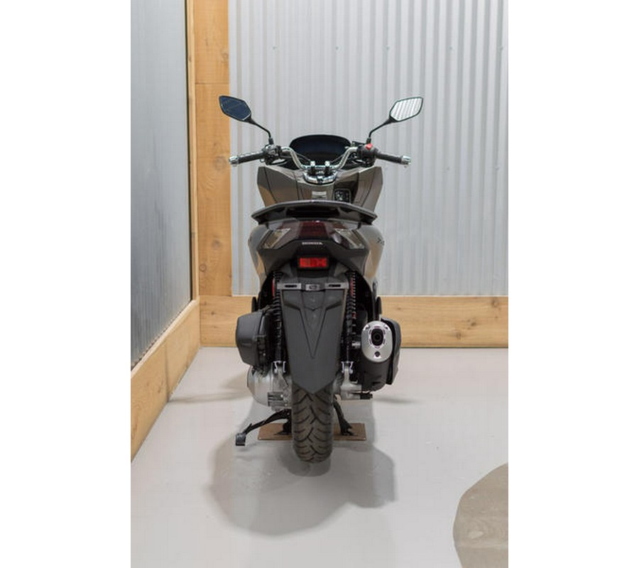 2024 Honda® PCX