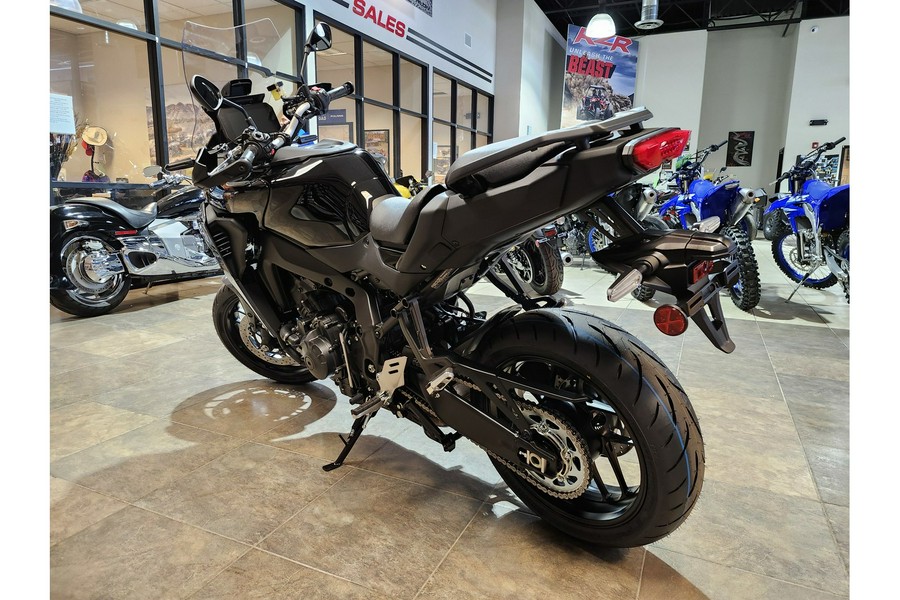 2025 Yamaha TRACER 9
