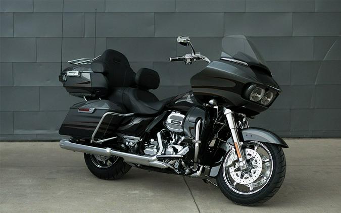 2016 Harley-Davidson CVO™ Road Glide™ Ultra