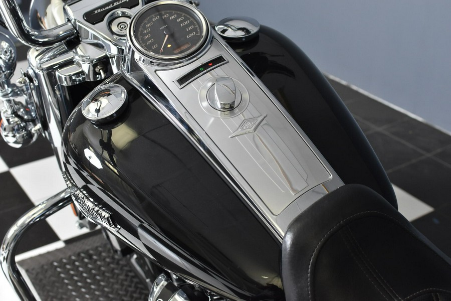 2022 Harley-Davidson Road King Vivid Black FLHR