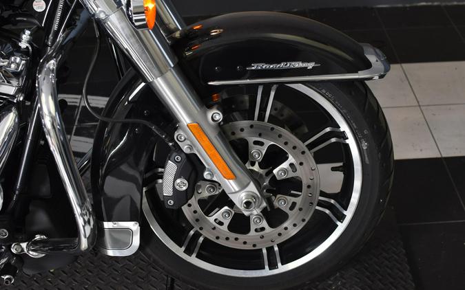 2022 Harley-Davidson Road King Vivid Black FLHR