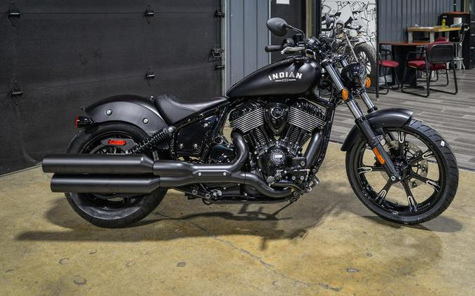 2023 Indian Motorcycle® Chief Dark Horse® Black Smoke