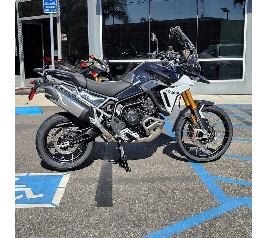 2025 Triumph Tiger 900 Rally Pro Carbon Black / Sapphire Black