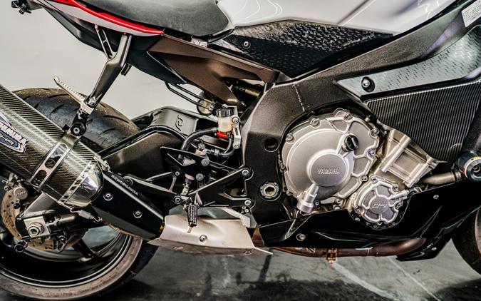 2016 Yamaha Motor Corp., USA YZF-R1S