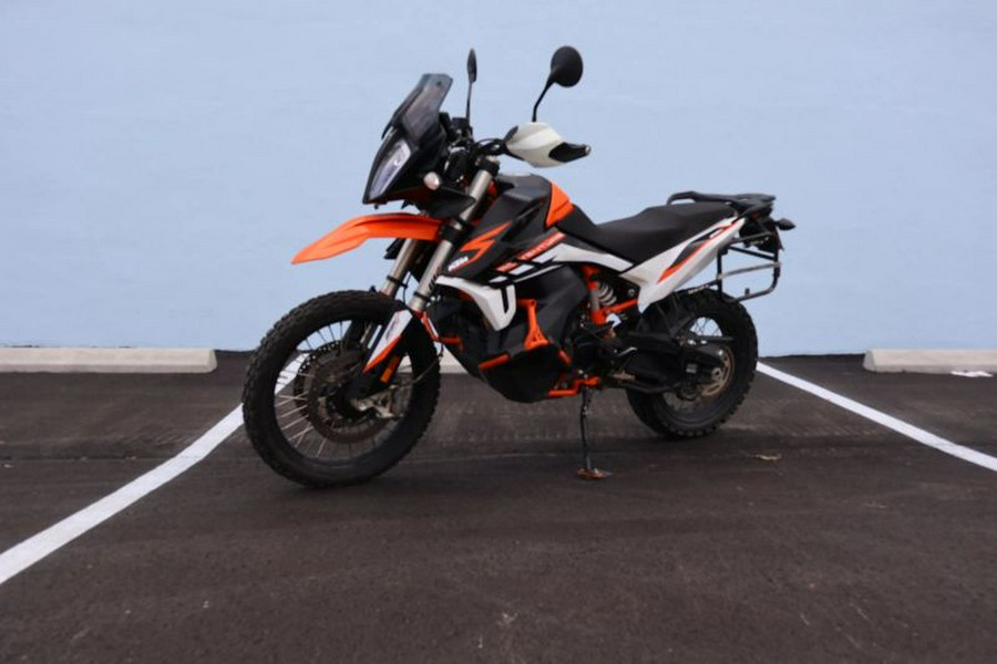 2022 KTM 890 Adventure R