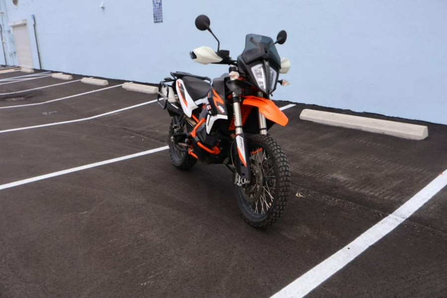 2022 KTM 890 Adventure R