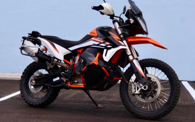 2022 KTM 890 Adventure R