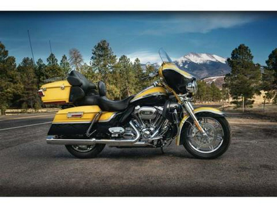 2012 Harley-Davidson CVO™ Ultra Classic® Electra Glide®