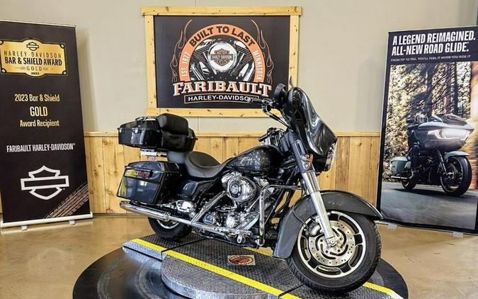 2006 Harley-Davidson® FLHX - Street Glide®