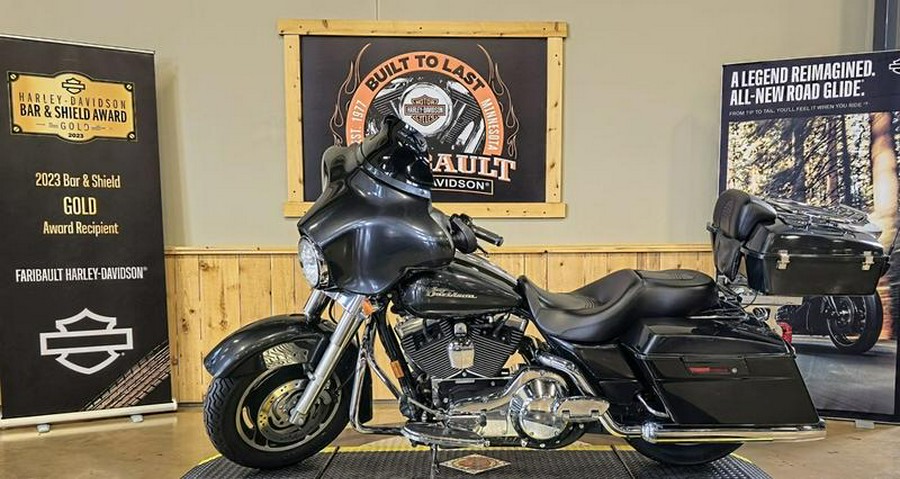 2006 Harley-Davidson® FLHX - Street Glide®