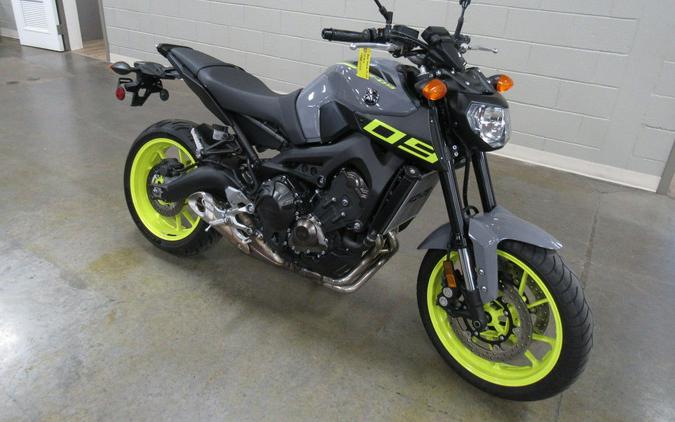 2016 Yamaha FZ-09