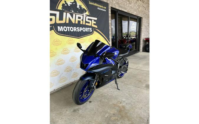 2023 YZF-R7 - Yamaha