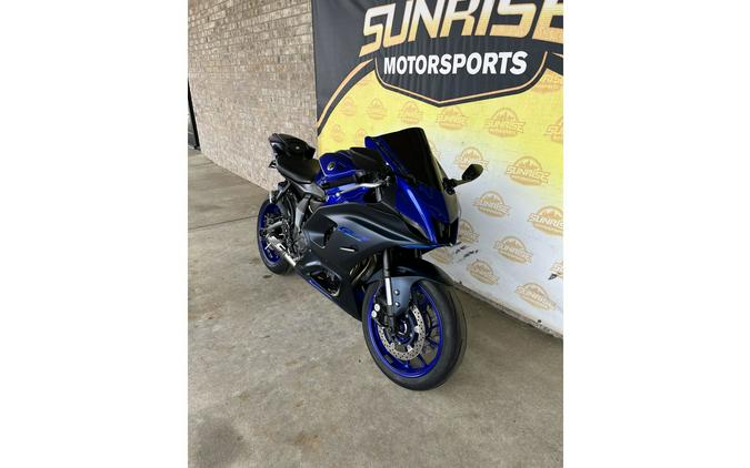 2023 YZF-R7 - Yamaha