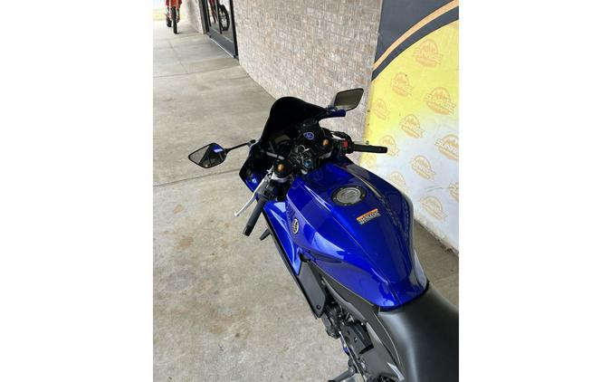 2023 YZF-R7 - Yamaha