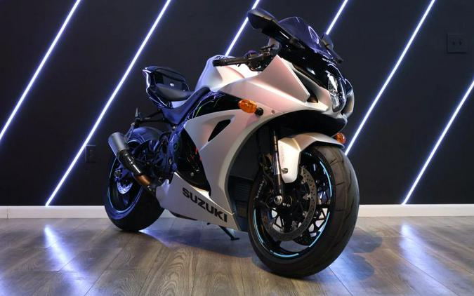 2025 SUZUKI GSX-R 1000