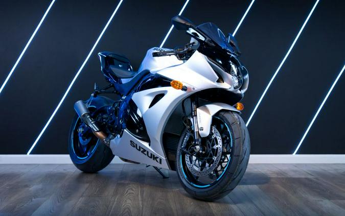 2025 SUZUKI GSX-R 1000